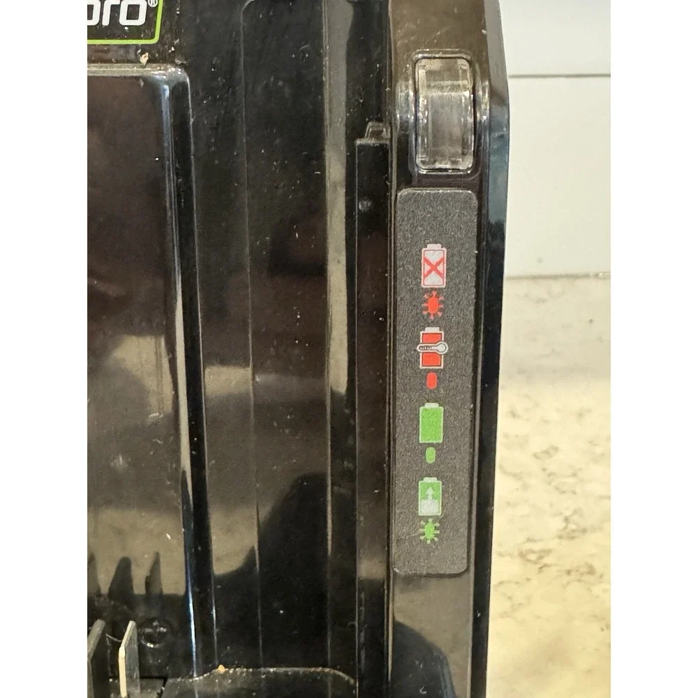 Greenworks Pro 60v Lithium Li-Ion 2.5 Battery  & Charger.  Charges FULL